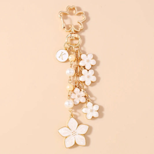 Bijou de Sac Pendentif Fleur Blanche