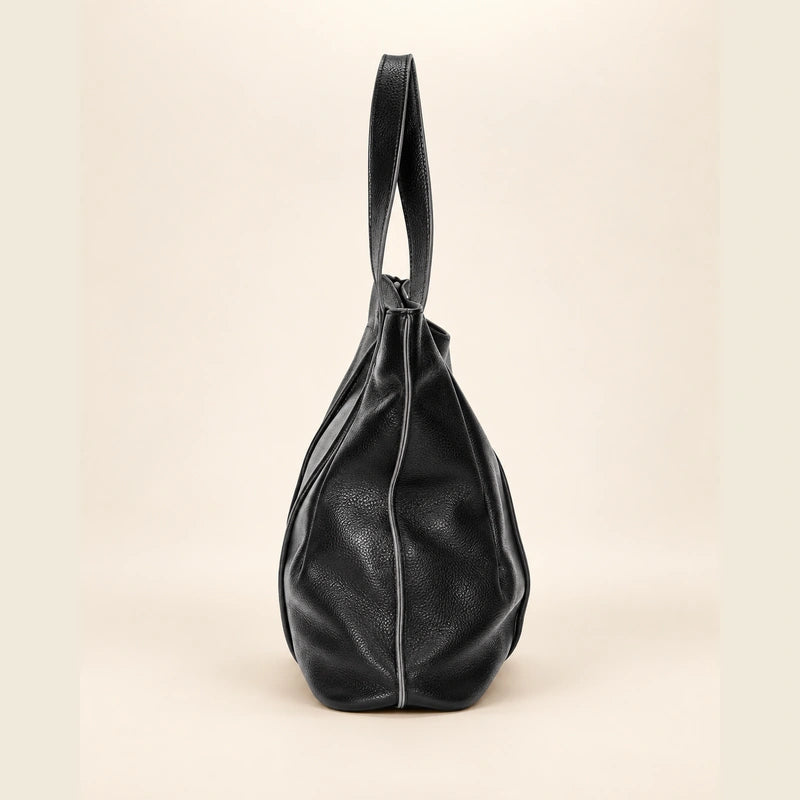 Sac cabas cuir grand format femme noir, vue de profil