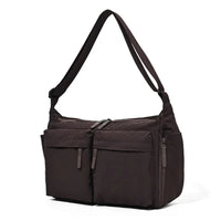 sac-cabas-bandouliere-nylon couleur café sur fond blanc