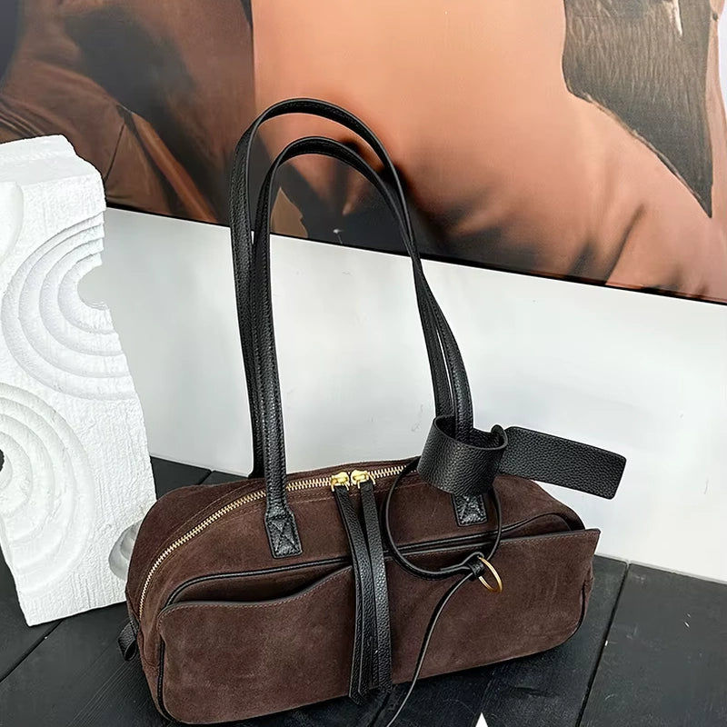 Sac cabas cuir velours femme café, vue de face et détail des anses