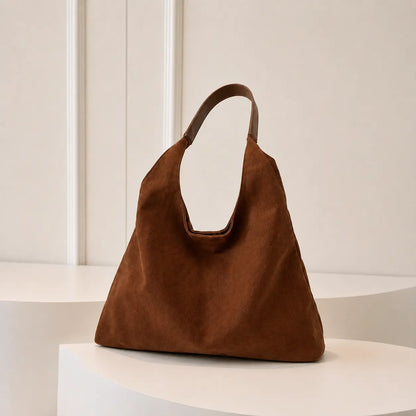 Grand sac cabas vintage daim café — vue de face sur fond blanc
