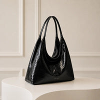 Grand sac cabas vintage PU noir — vue de face sur fond blanc