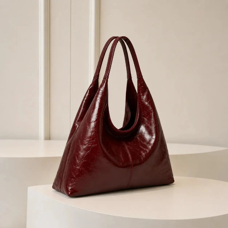 Grand sac cabas vintage PU rouge — vue de face sur fond blanc