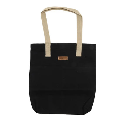 sac noir sur fond blanc