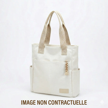 sac blanc sur fond blanc