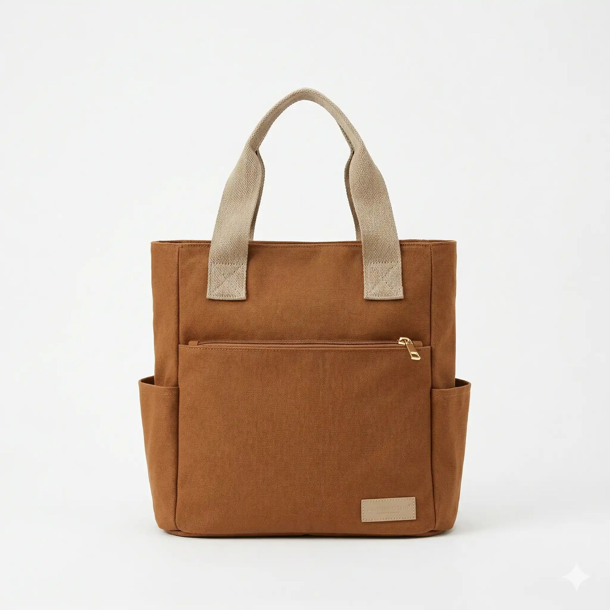sac orange sur fond blanc