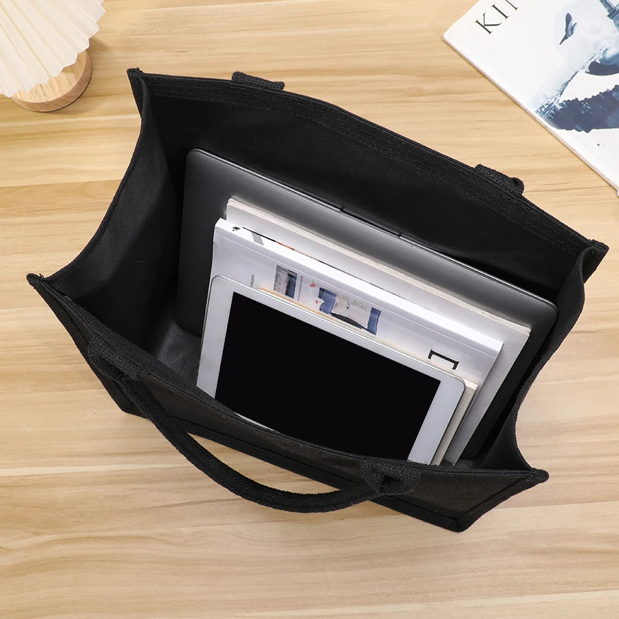 Grand sac cabas en toile noir — capacité intérieure vue du haut