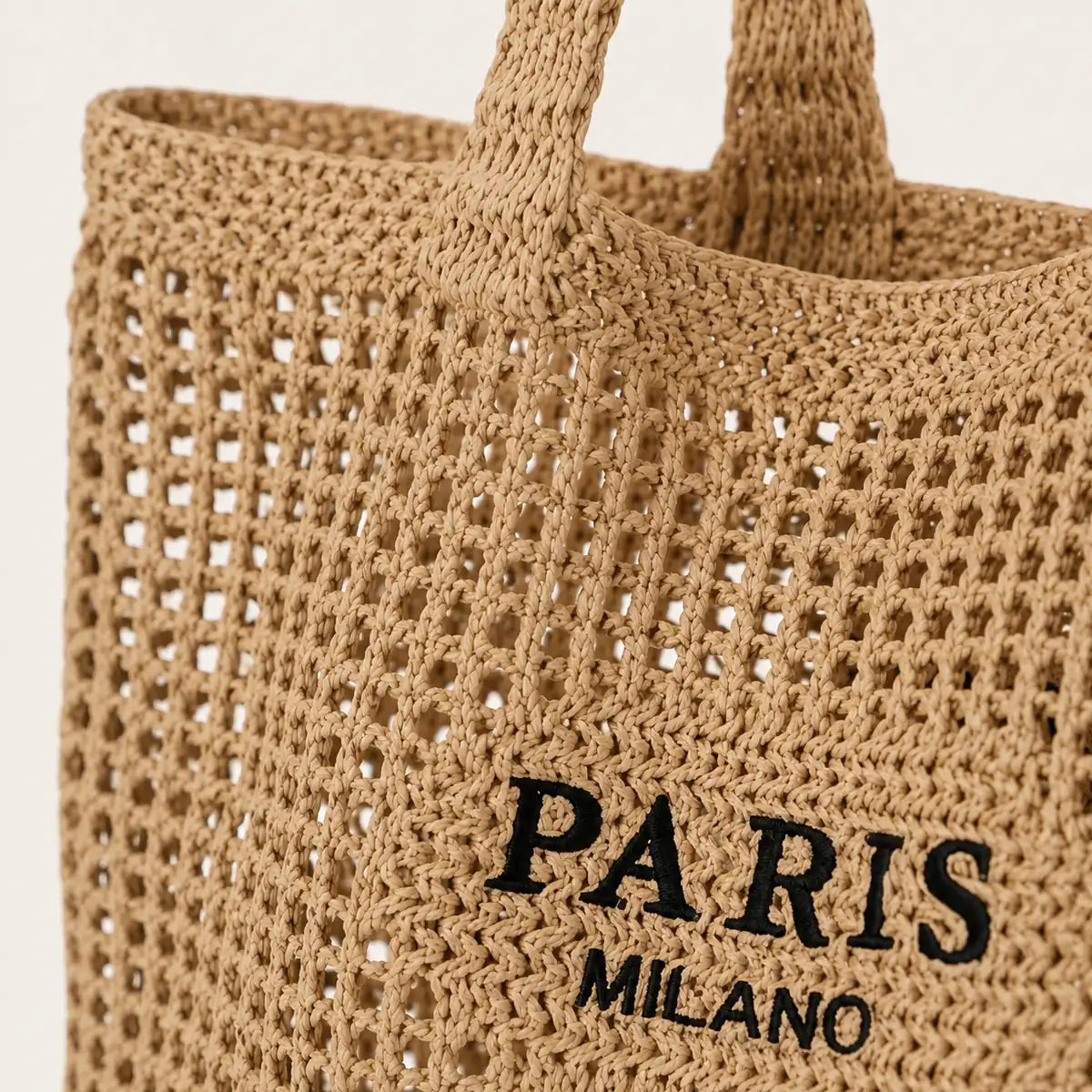 zoom sur les détails du sac cabas tressé paris