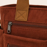 Sac cabas en velours large marron — vue de face sur fond blanc zoomé