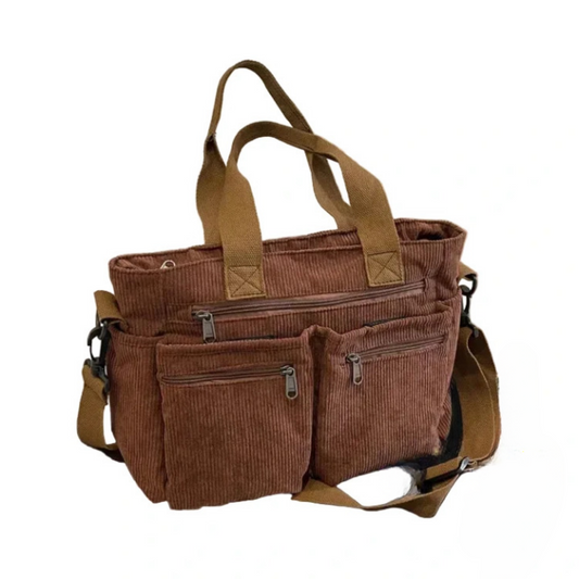 sac marron sur fond blanc